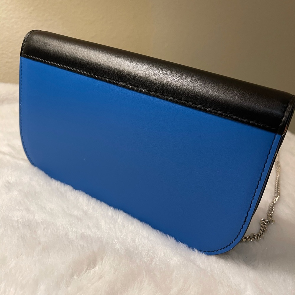 Prada - Picture 4 of 9